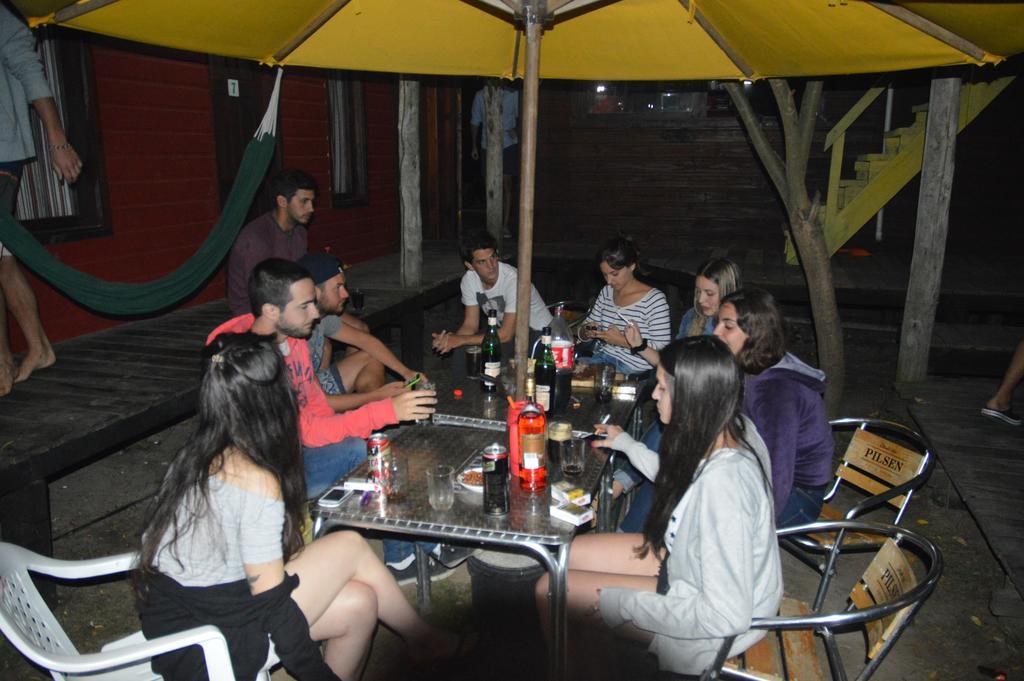 Hostel Covadonga La Pedrera Bagian luar foto