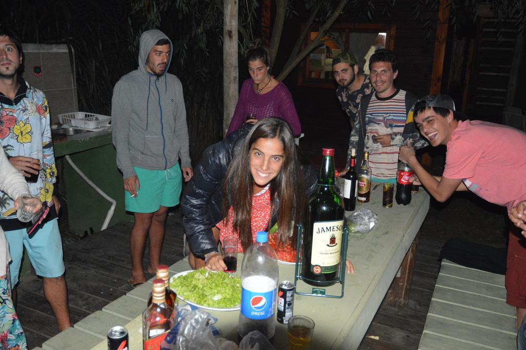 Hostel Covadonga La Pedrera Bagian luar foto